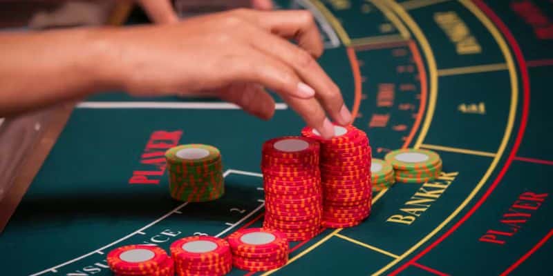 Tìm hiểu về Baccarat và 2 cách chơi baccarat giúp quản lý rủi ro